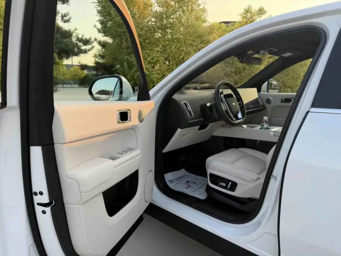 Li Auto L7 2024 Model Ultra Edition – фото 17