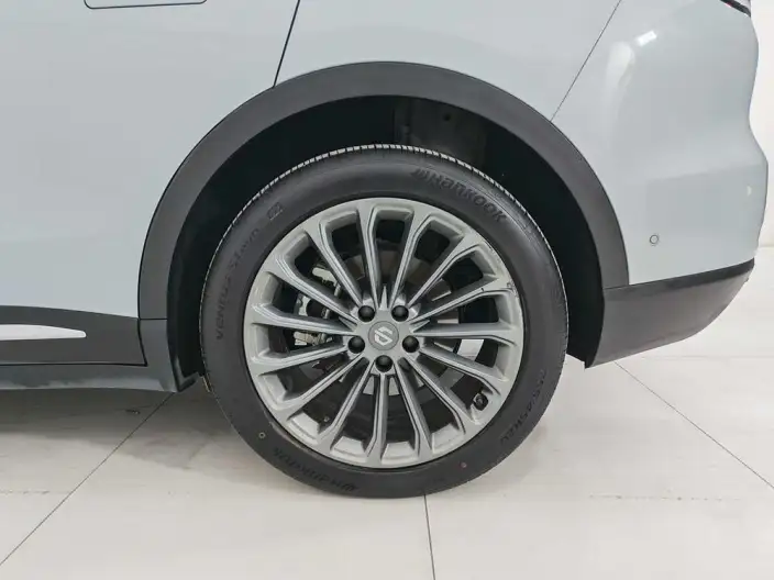 Leapmotor C11 2024 Model EV Edition 580 Exclusive Edition – фото 5