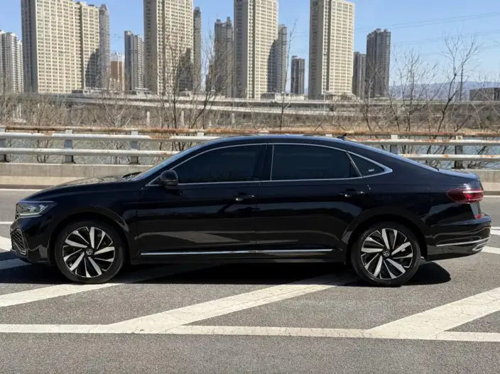 Volkswagen Passat 2023 Model 330TSI Starry sky Elite Edition – фото 4