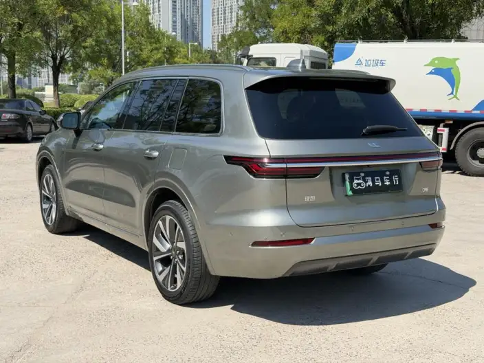 Li Auto ONE 2021 Model Extended Range 6 seat Edition – фото 5