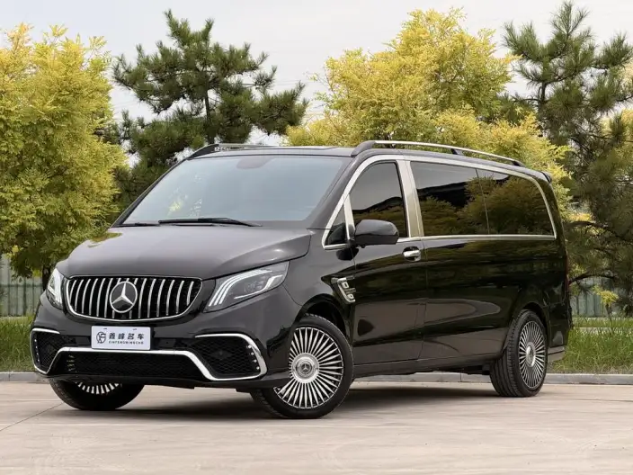 Viano 2023 Model 2.0T Elite Edition 7 seat – фото 1