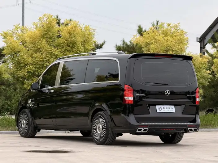 Viano 2023 Model 2.0T Elite Edition 7 seat – фото 4