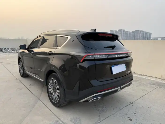 Jetour X70 PLUS 2025 Model 1.5T 6DCT Deluxe Edition 5 seat – фото 5