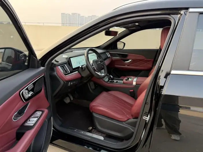 Jetour X70 PLUS 2025 Model 1.5T 6DCT Deluxe Edition 5 seat – фото 15