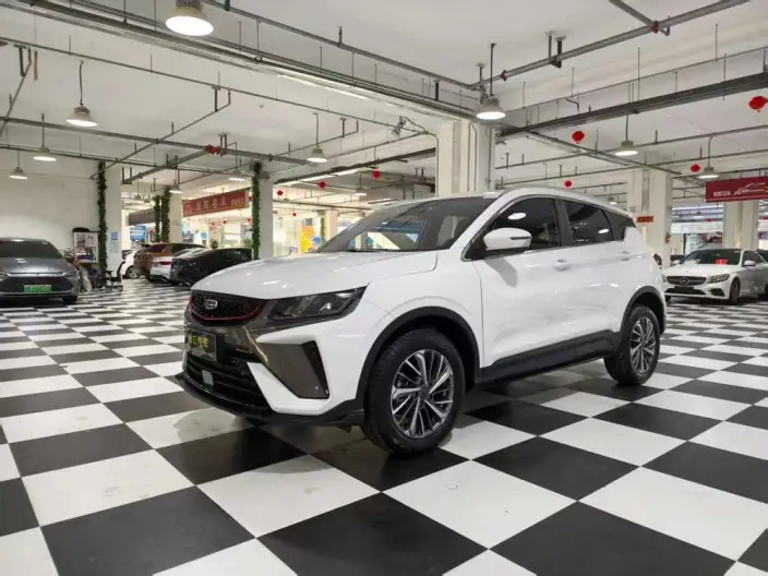 Geely Binyue 2021 Model 240T DCT Platinum edition – фото 1