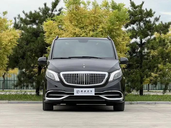 Viano 2023 Model 2.0T Elite Edition 7 seat – фото 2