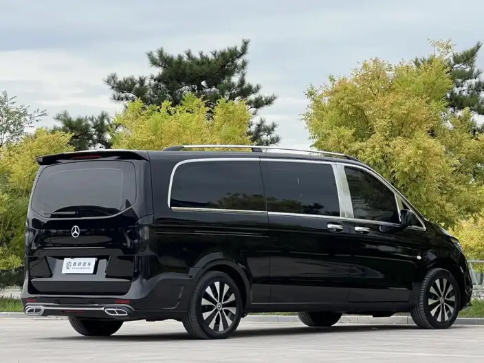 Viano 2023 Model 2.0T Elite Edition 7 seat – фото 6