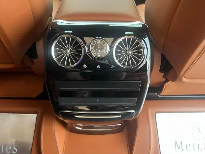 Viano 2023 Model 2.0T Elite Edition 7 seat – фото 10