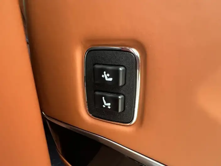 Viano 2023 Model 2.0T Elite Edition 7 seat – фото 23