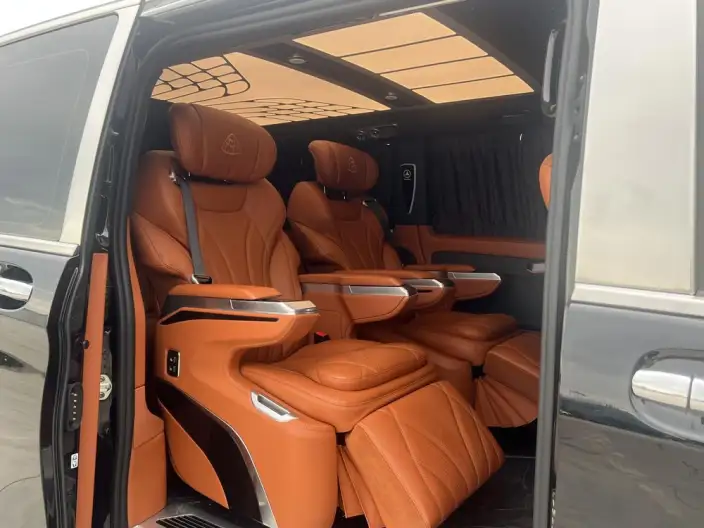 Viano 2023 Model 2.0T Elite Edition 7 seat – фото 37