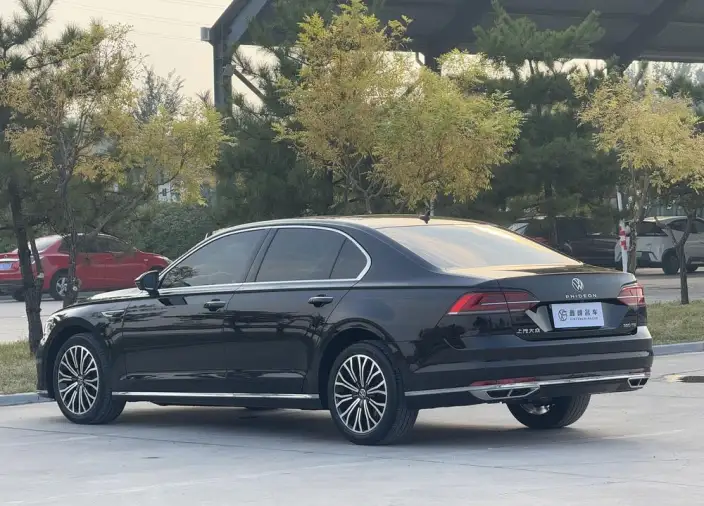 Volkswagen Phaeton 2021 Model 380TSI Deluxe Edition – фото 4