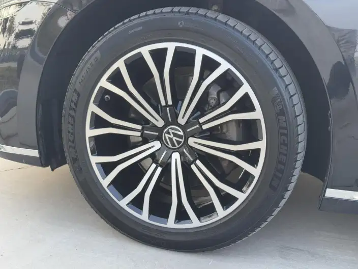 Volkswagen Phaeton 2021 Model 380TSI Deluxe Edition – фото 7