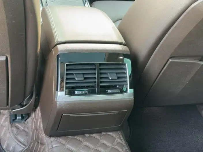 Volkswagen Phaeton 2021 Model 380TSI Deluxe Edition – фото 8