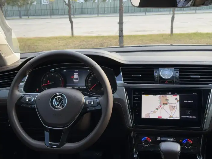 Volkswagen Phaeton 2021 Model 380TSI Deluxe Edition – фото 14