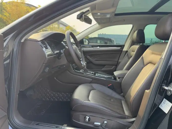Volkswagen Phaeton 2021 Model 380TSI Deluxe Edition – фото 15