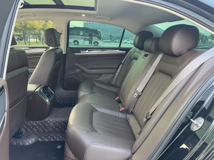 Volkswagen Phaeton 2021 Model 380TSI Deluxe Edition – фото 17