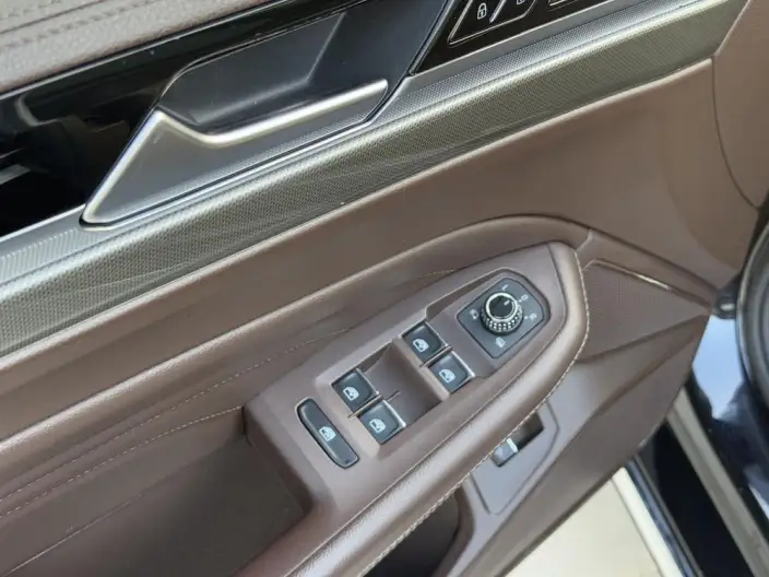 Volkswagen Phaeton 2021 Model 380TSI Deluxe Edition – фото 19