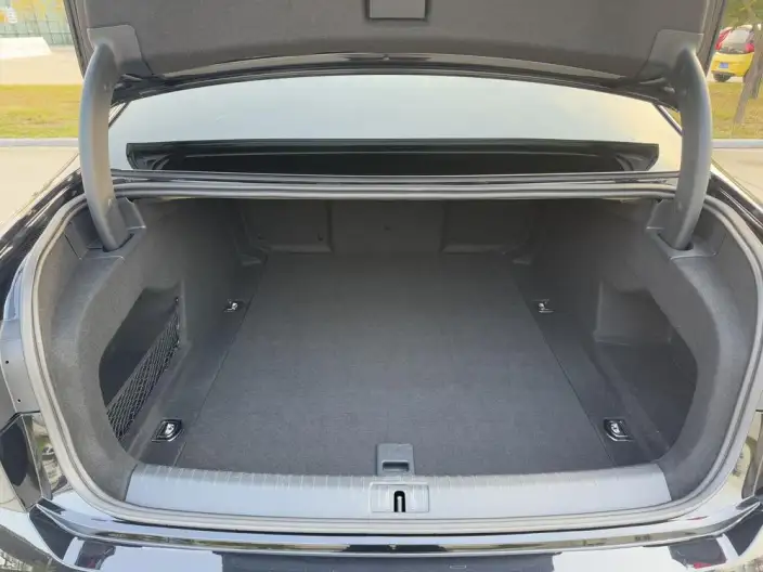 Volkswagen Phaeton 2021 Model 380TSI Deluxe Edition – фото 20