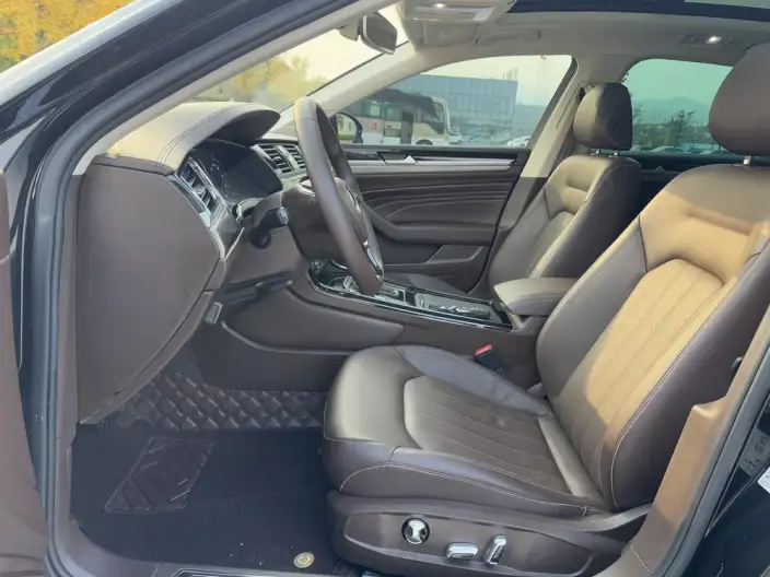 Volkswagen Phaeton 2021 Model 380TSI Deluxe Edition – фото 22
