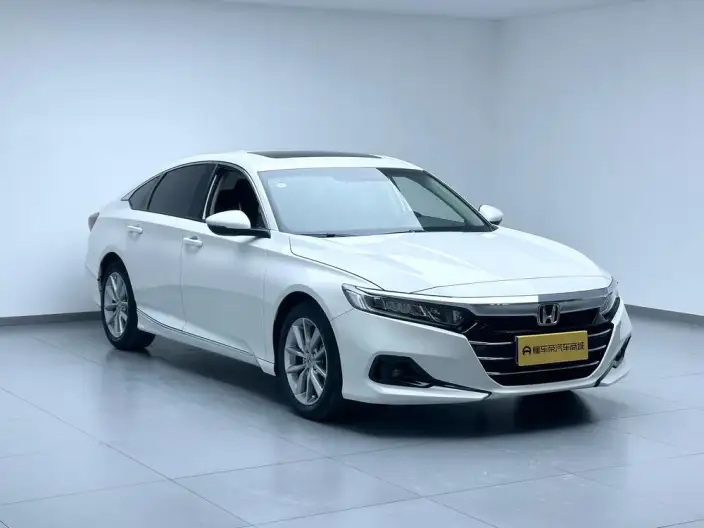Honda Accord 2022 Model 260TURBO Deluxe Edition – фото 3