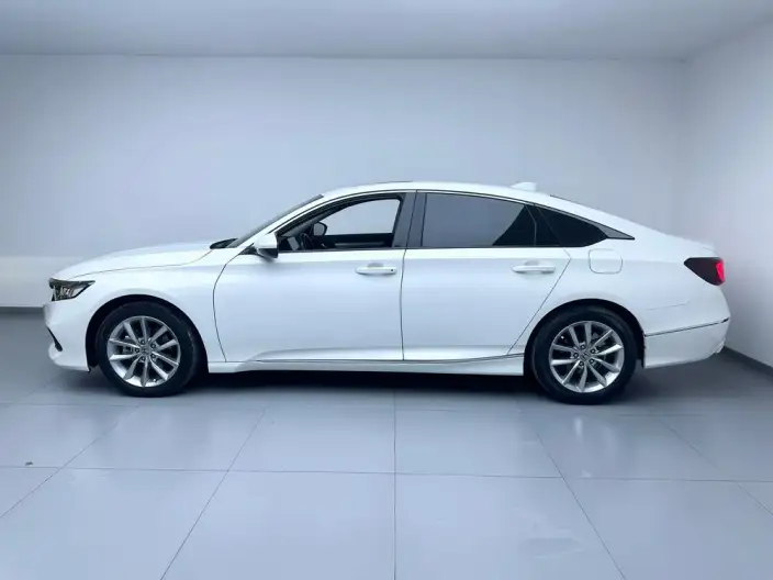 Honda Accord 2022 Model 260TURBO Deluxe Edition – фото 4