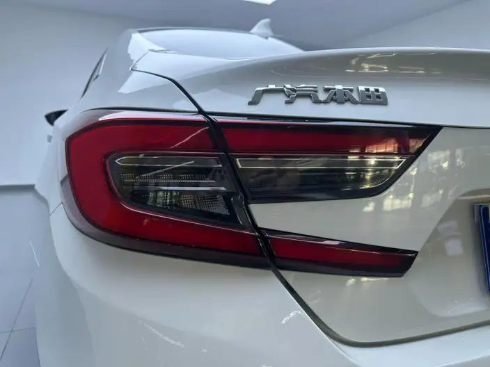 Honda Accord 2022 Model 260TURBO Deluxe Edition – фото 13