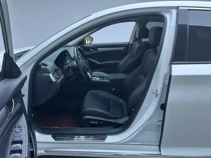 Honda Accord 2022 Model 260TURBO Deluxe Edition – фото 17