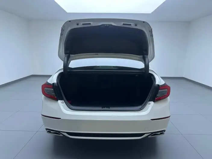 Honda Accord 2022 Model 260TURBO Deluxe Edition – фото 20