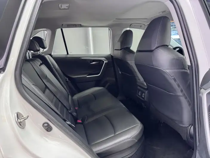 Toyota RAV4 2020 Model Hybrid 2.5L CVT 4WD Elite Plus Edition – фото 12