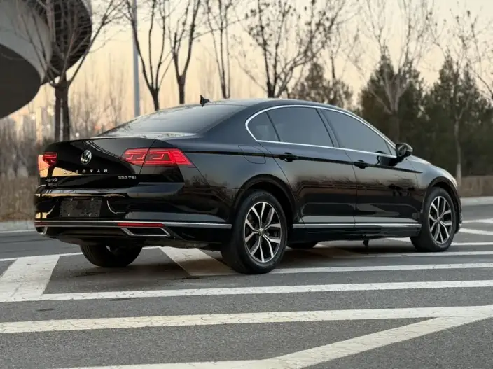 Volkswagen Magotan 2020 Model 330TSI DSG Leading Model – фото 7