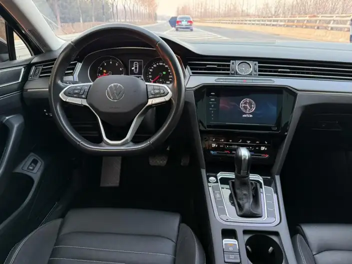Volkswagen Magotan 2020 Model 330TSI DSG Leading Model – фото 15