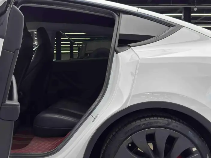 Model Y 2022 Model Performance High performance All-wheel drive version – фото 15
