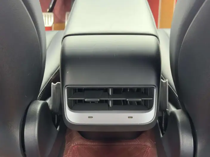 Model Y 2022 Model Performance High performance All-wheel drive version – фото 17