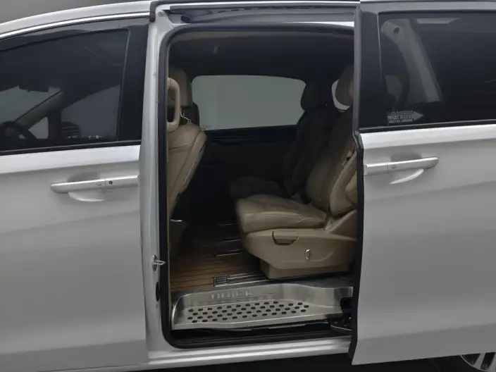 Buick GL8 2021 Model ES Luzun 653T Exclusive Model – фото 18