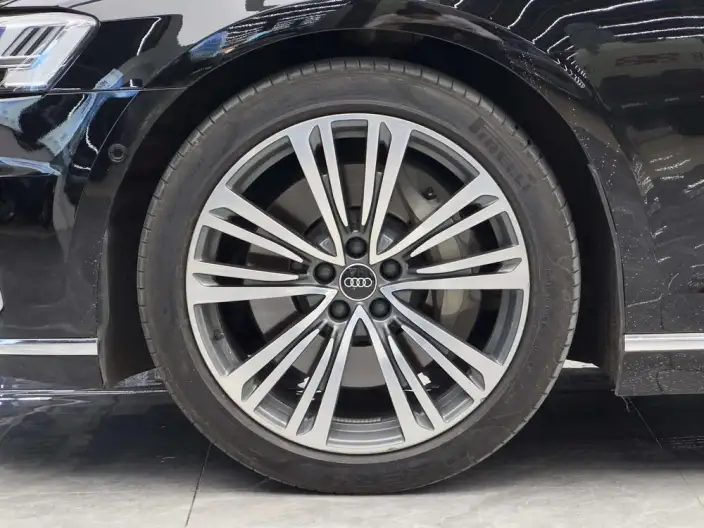 Audi A8 2021 Model A8L 55 TFSI quattro Noble Model – фото 6