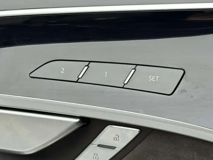 Audi A8 2021 Model A8L 55 TFSI quattro Noble Model – фото 10