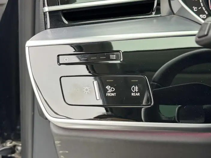Audi A8 2021 Model A8L 55 TFSI quattro Noble Model – фото 17