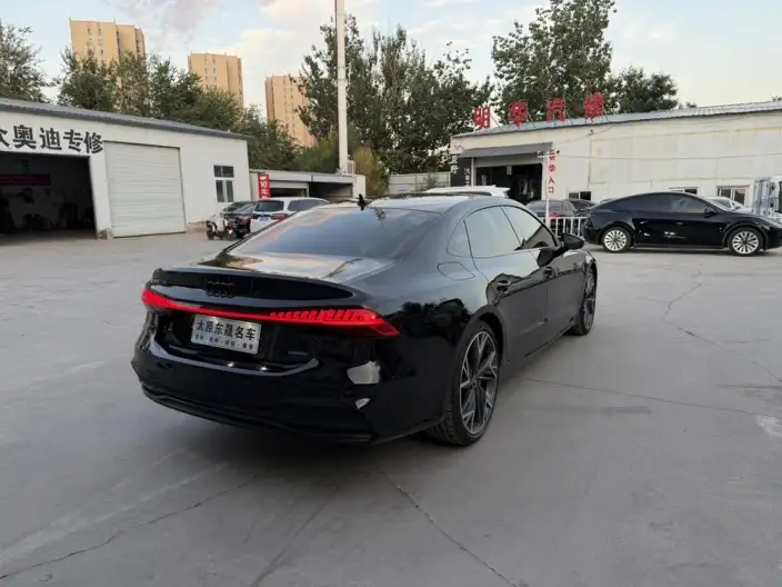 Audi A7 L 2022 Model 45 TFSI quattro S-line Black Samurai Edition – фото 6