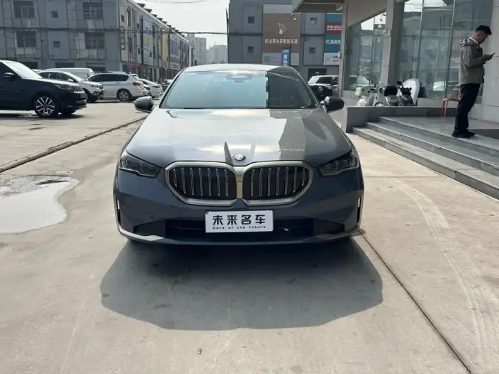 BMW 5 Series 2024 Model 530Li Exclusive Model Luxury Set – фото 2
