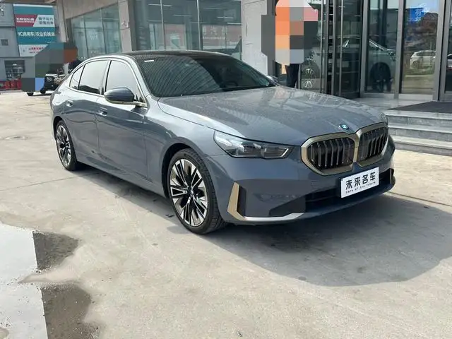 BMW 5 Series 2024 Model 530Li Exclusive Model Luxury Set – фото 3