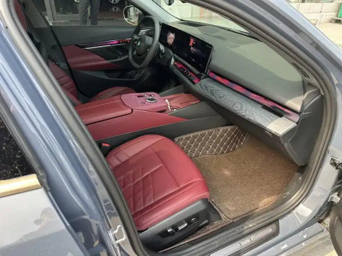 BMW 5 Series 2024 Model 530Li Exclusive Model Luxury Set – фото 7