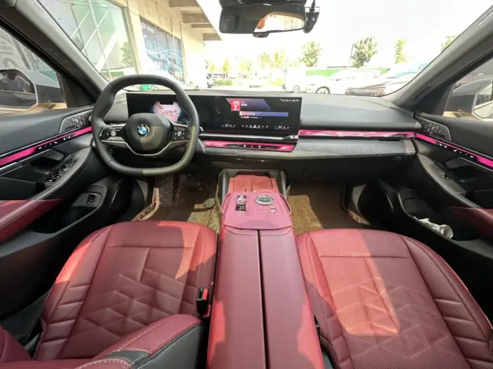 BMW 5 Series 2024 Model 530Li Exclusive Model Luxury Set – фото 8
