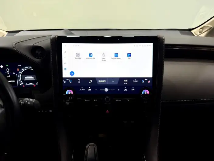 Elfa 2023 Model 2.5L Intelligent Hybrid 4WD Premium Edition – фото 12