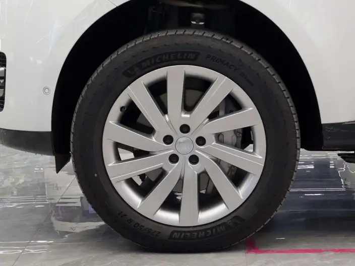 Range Rover 2025 Model 3.0 L6 400PS Shengshi Extended Edition – фото 8