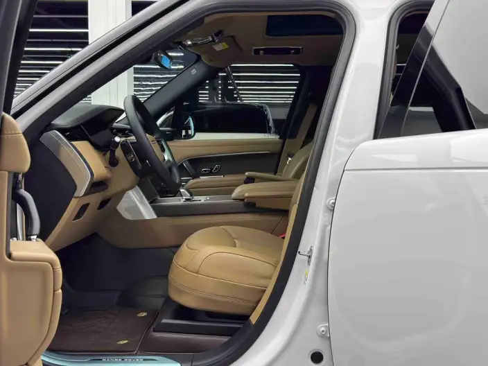 Range Rover 2025 Model 3.0 L6 400PS Shengshi Extended Edition – фото 17