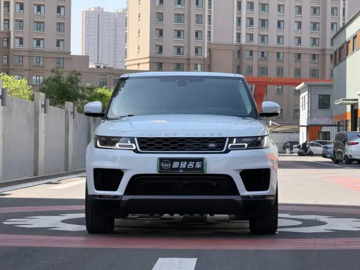 Land Rover Range Rover Sport PHEV 2020 Model P400e SE – фото 2