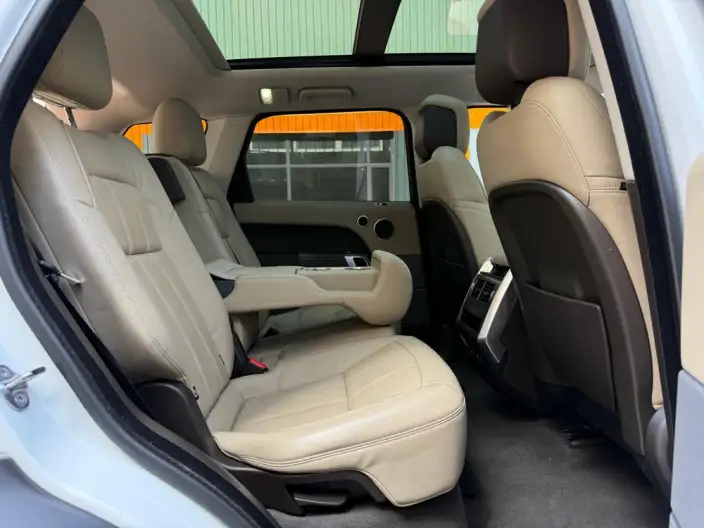 Land Rover Range Rover Sport PHEV 2020 Model P400e SE – фото 9