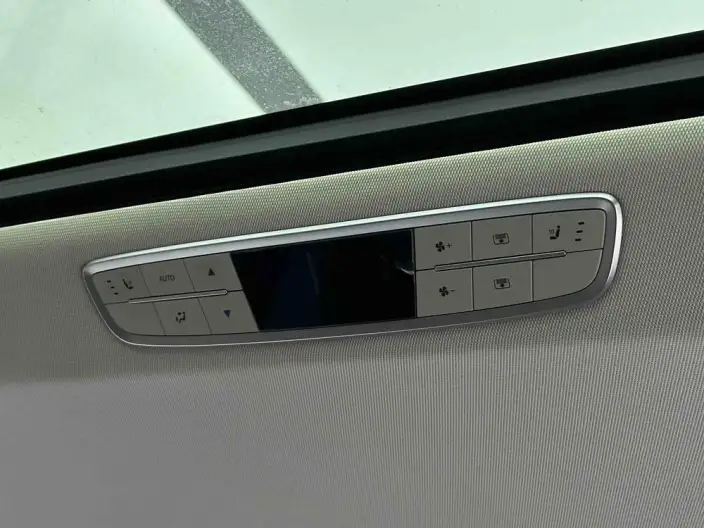 HONGQI HQ9 PHEV 2024 Model 4WD Business Edition – фото 6