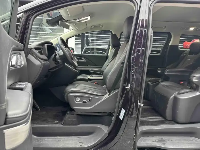 HONGQI HQ9 PHEV 2024 Model 4WD Business Edition – фото 12