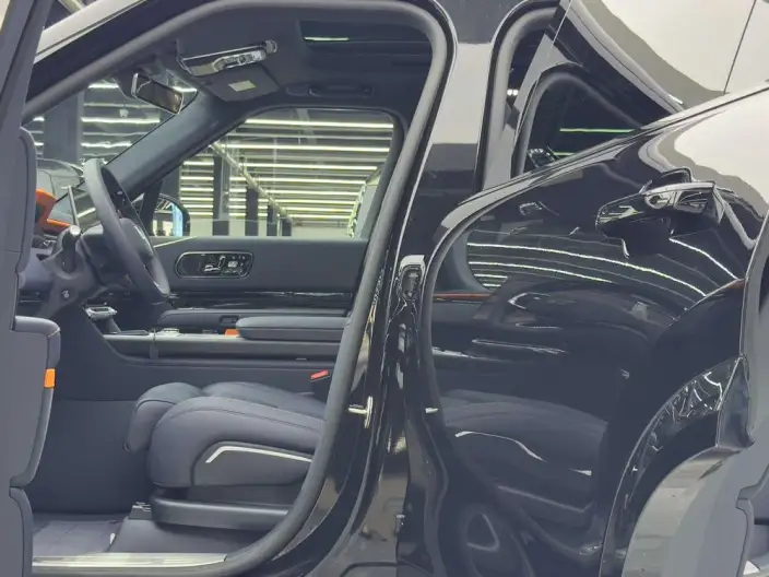 ZEEKR 9X 2025 Model Obsidian Black Edition 70kWh VI seat – фото 23